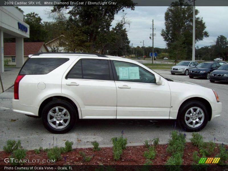 White Diamond Tri-Coat / Ebony/Light Gray 2009 Cadillac SRX V6