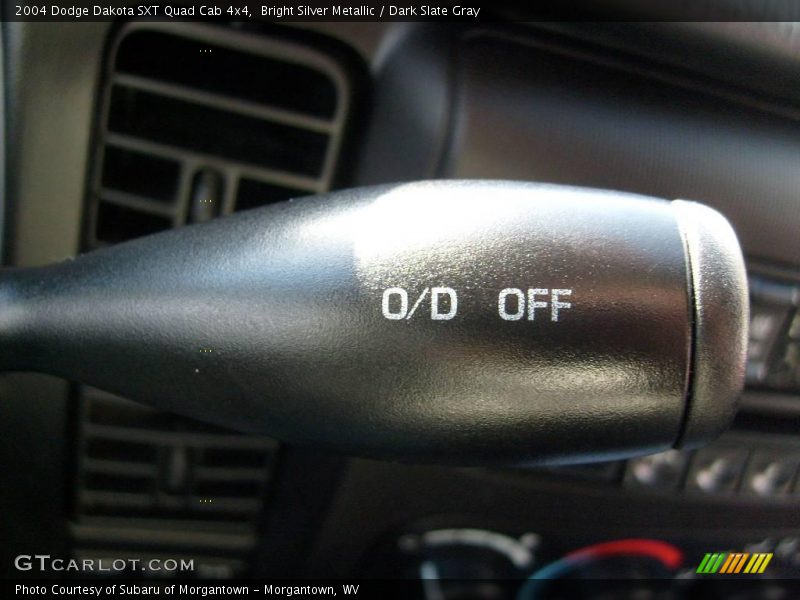 Bright Silver Metallic / Dark Slate Gray 2004 Dodge Dakota SXT Quad Cab 4x4