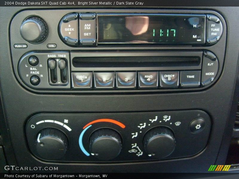 Bright Silver Metallic / Dark Slate Gray 2004 Dodge Dakota SXT Quad Cab 4x4