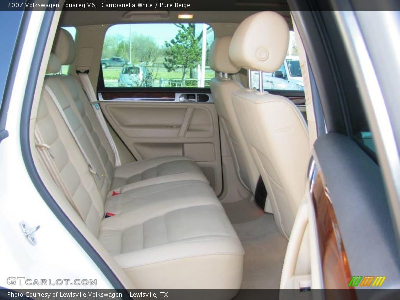 Campanella White / Pure Beige 2007 Volkswagen Touareg V6
