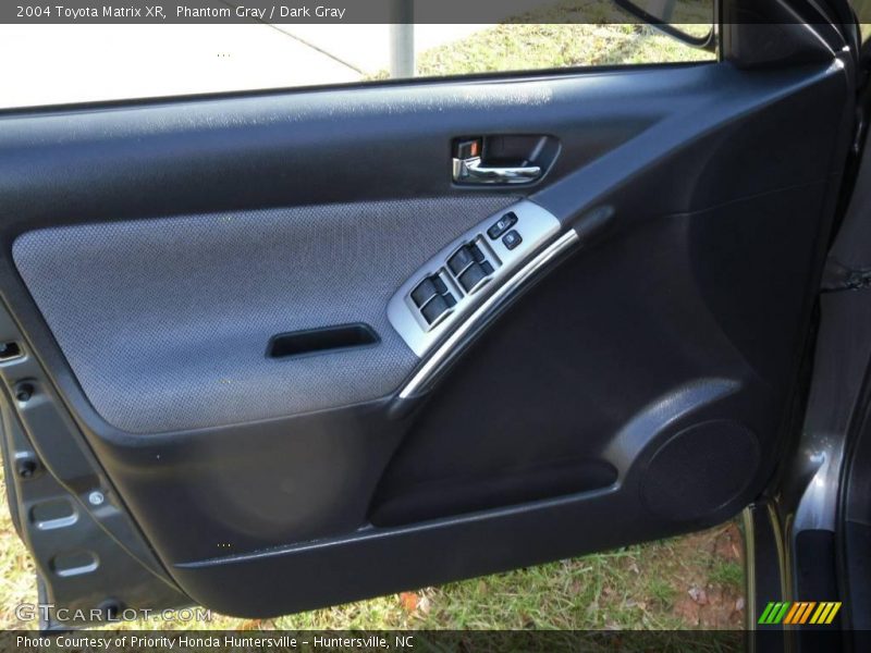 Phantom Gray / Dark Gray 2004 Toyota Matrix XR