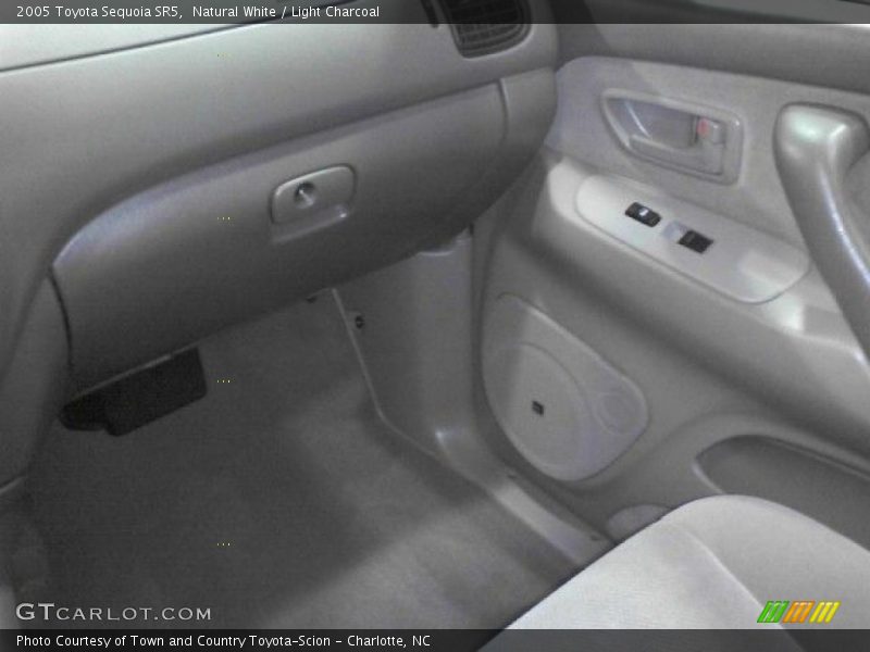 Natural White / Light Charcoal 2005 Toyota Sequoia SR5