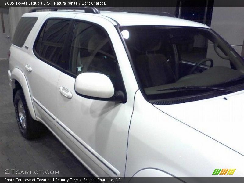 Natural White / Light Charcoal 2005 Toyota Sequoia SR5