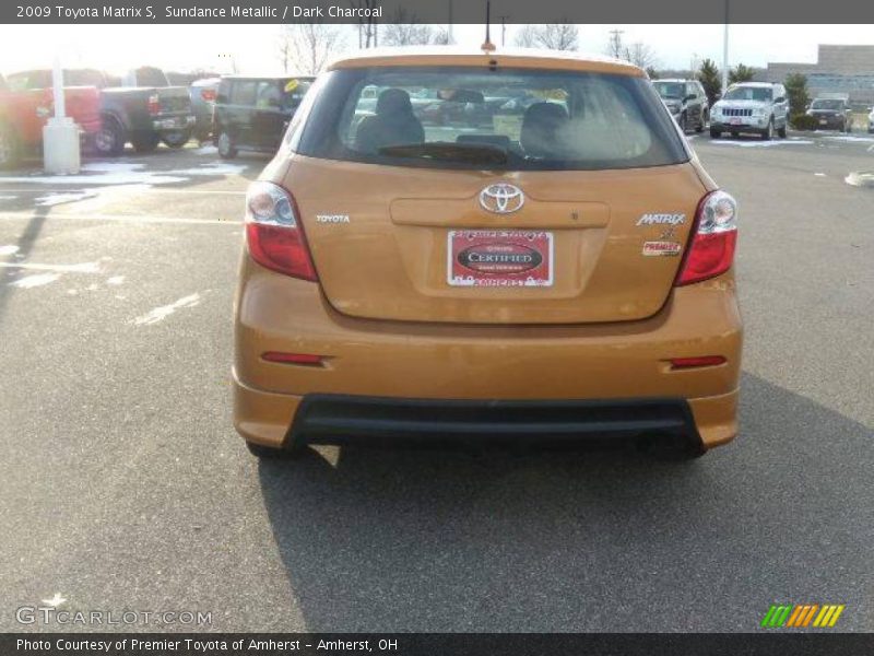 Sundance Metallic / Dark Charcoal 2009 Toyota Matrix S