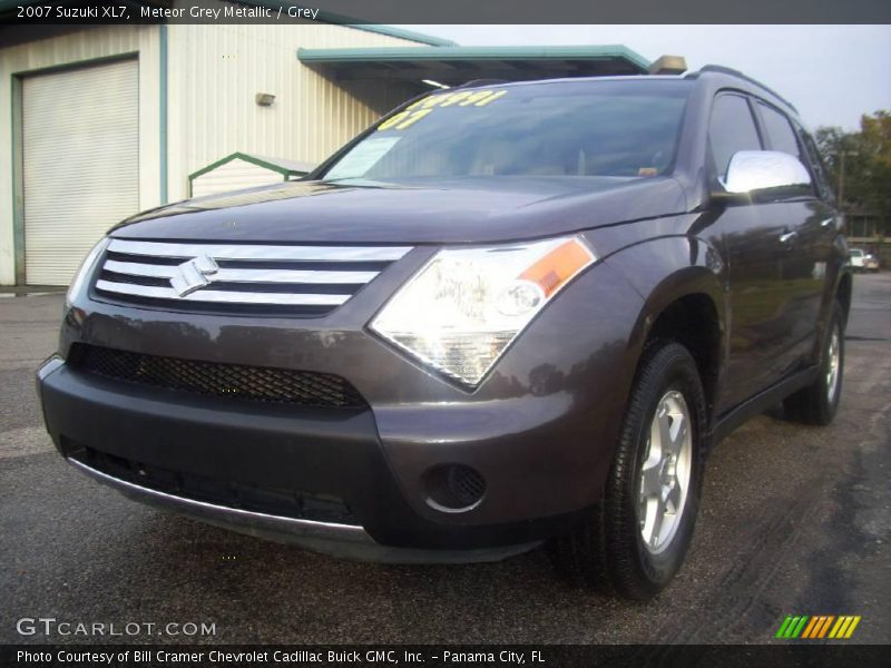 Meteor Grey Metallic / Grey 2007 Suzuki XL7