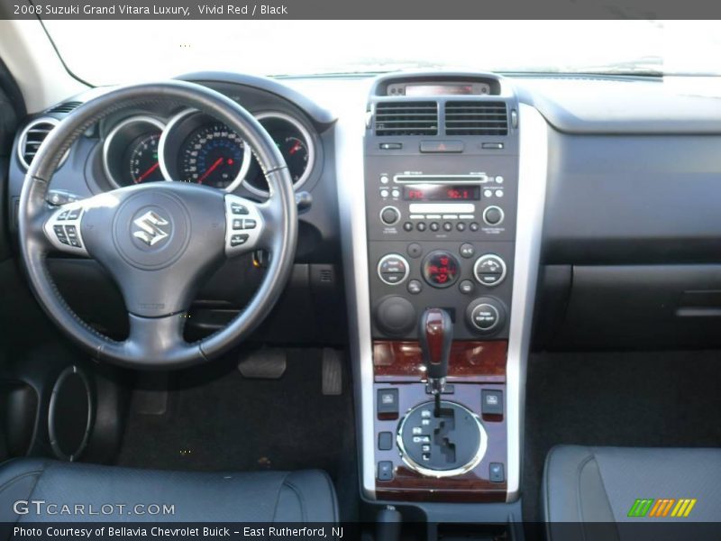 Vivid Red / Black 2008 Suzuki Grand Vitara Luxury