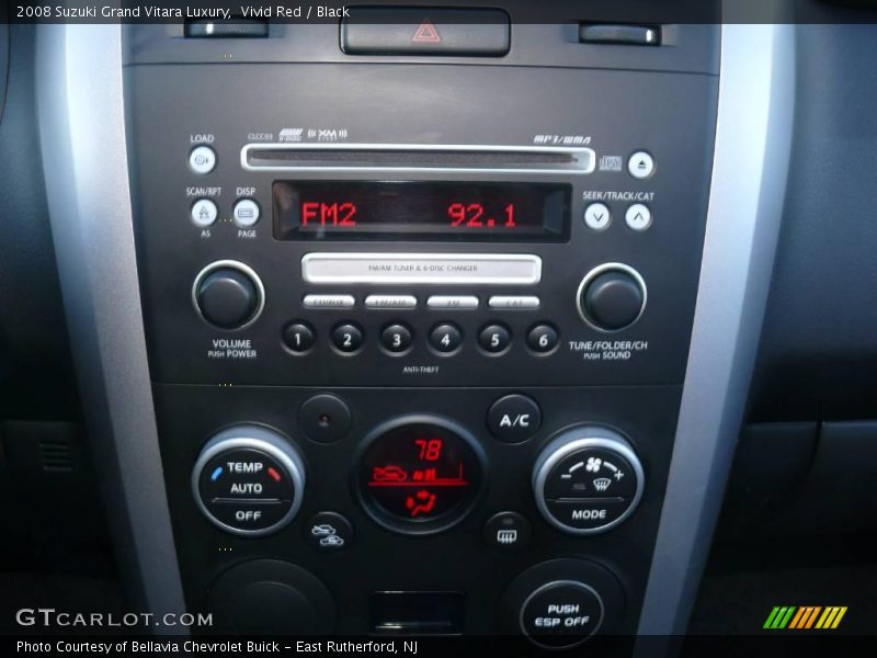 Vivid Red / Black 2008 Suzuki Grand Vitara Luxury