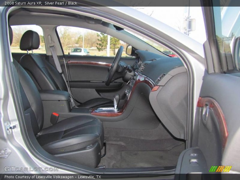 Silver Pearl / Black 2008 Saturn Aura XR