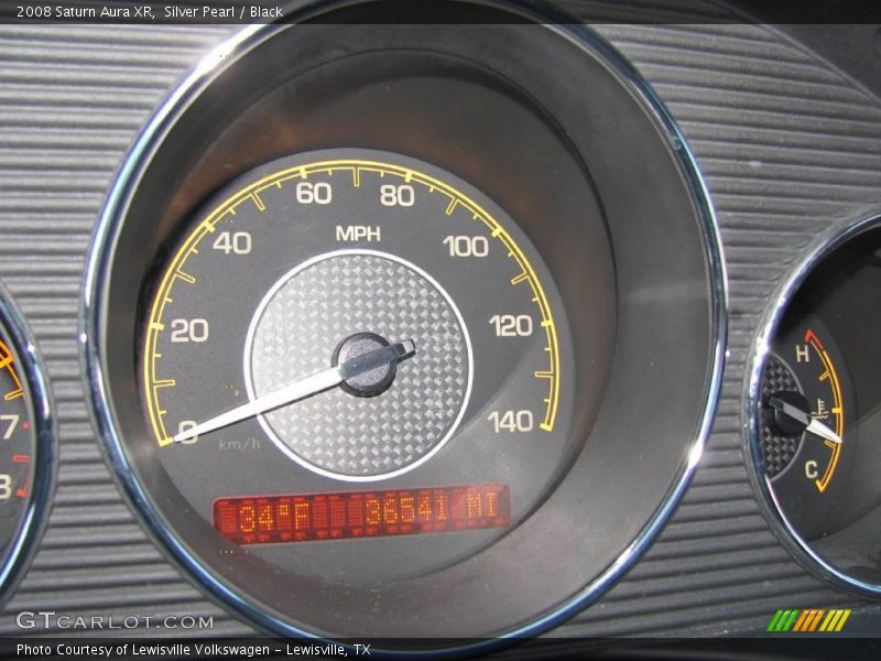 Silver Pearl / Black 2008 Saturn Aura XR