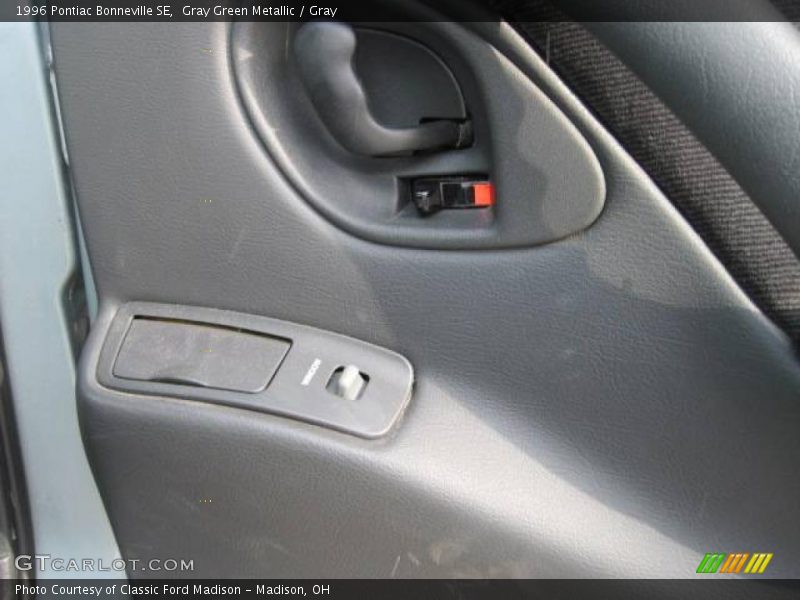 Gray Green Metallic / Gray 1996 Pontiac Bonneville SE