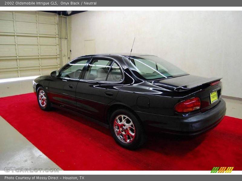 Onyx Black / Neutral 2002 Oldsmobile Intrigue GLS