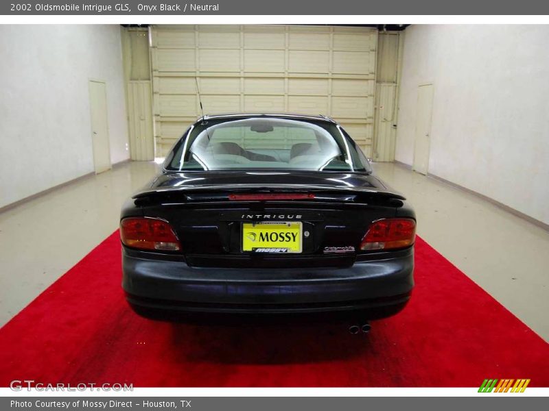 Onyx Black / Neutral 2002 Oldsmobile Intrigue GLS
