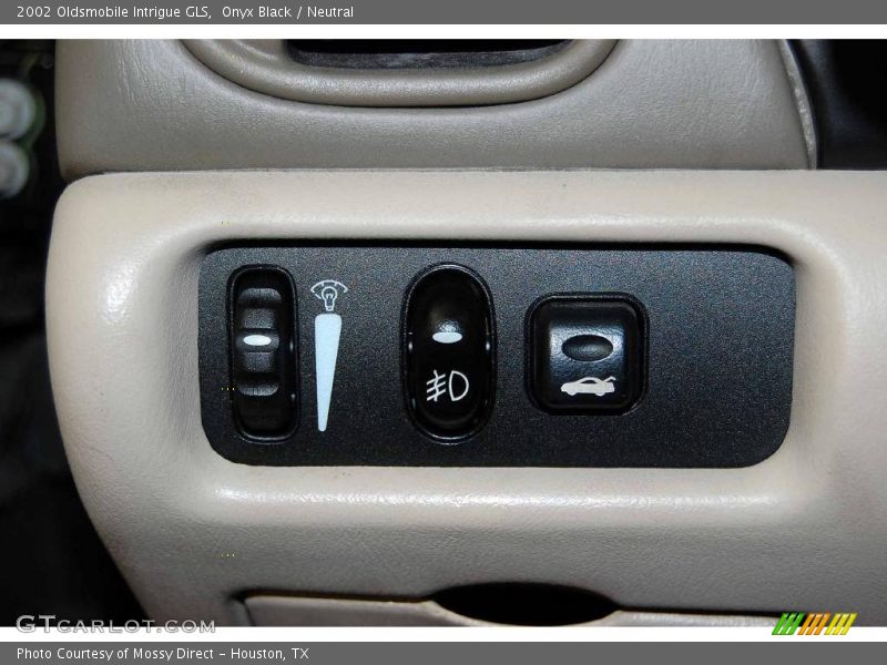Onyx Black / Neutral 2002 Oldsmobile Intrigue GLS