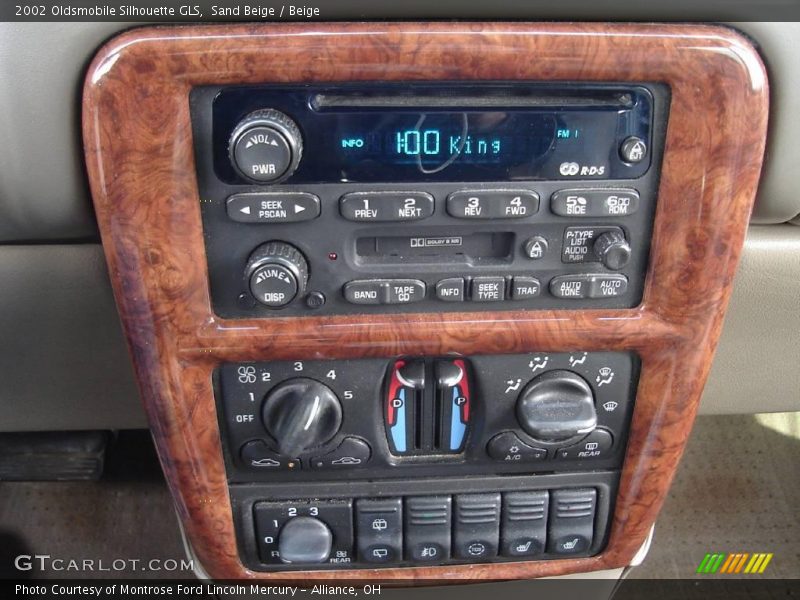 Sand Beige / Beige 2002 Oldsmobile Silhouette GLS