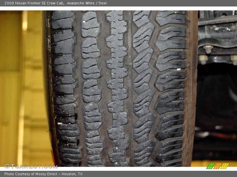 Avalanche White / Steel 2009 Nissan Frontier SE Crew Cab