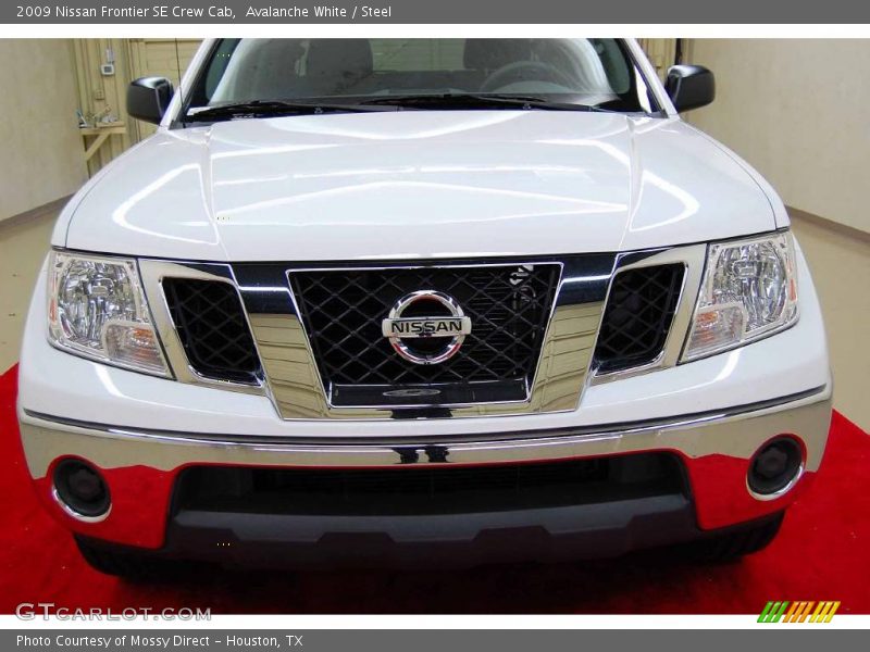 Avalanche White / Steel 2009 Nissan Frontier SE Crew Cab