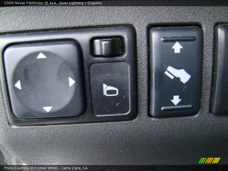 Silver Lightning / Graphite 2009 Nissan Pathfinder SE 4x4