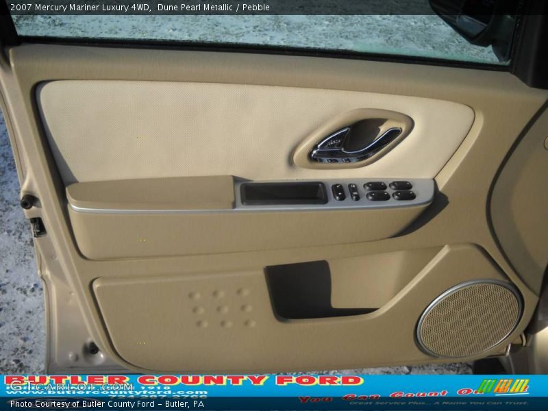 Dune Pearl Metallic / Pebble 2007 Mercury Mariner Luxury 4WD