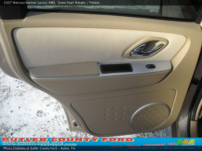 Dune Pearl Metallic / Pebble 2007 Mercury Mariner Luxury 4WD