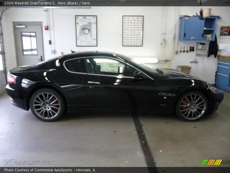 Nero (Black) / Nero 2009 Maserati GranTurismo S