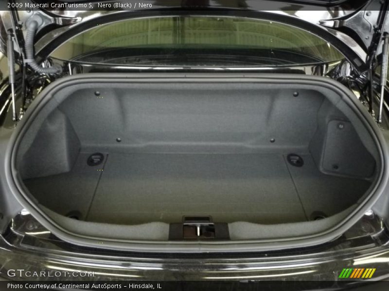 Nero (Black) / Nero 2009 Maserati GranTurismo S