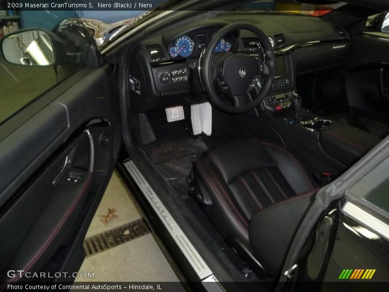 Nero (Black) / Nero 2009 Maserati GranTurismo S