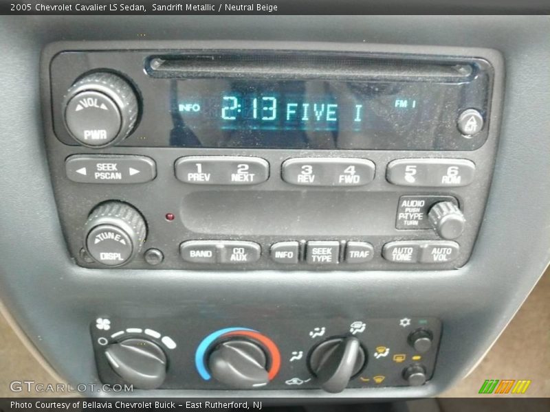 Sandrift Metallic / Neutral Beige 2005 Chevrolet Cavalier LS Sedan