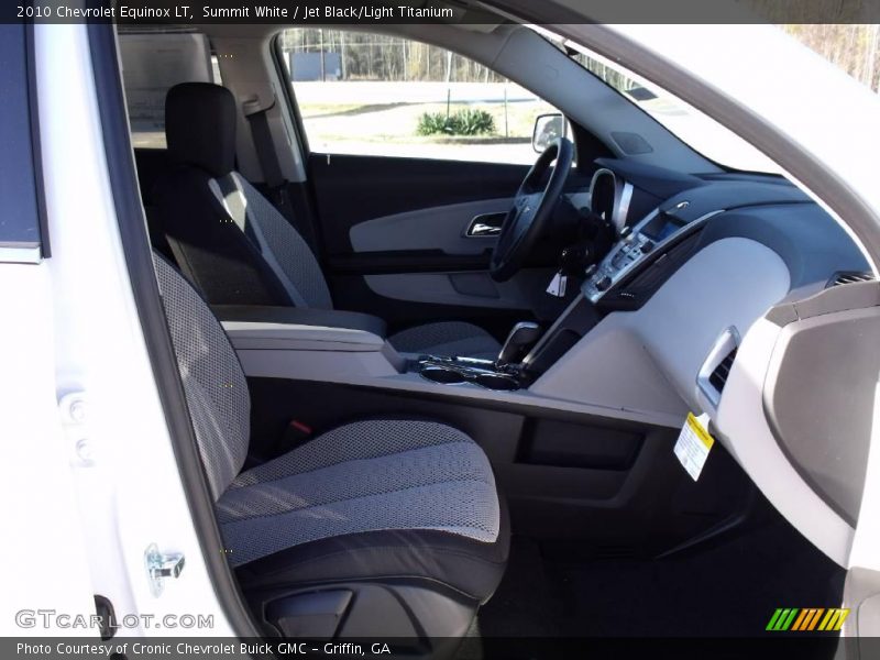 Summit White / Jet Black/Light Titanium 2010 Chevrolet Equinox LT