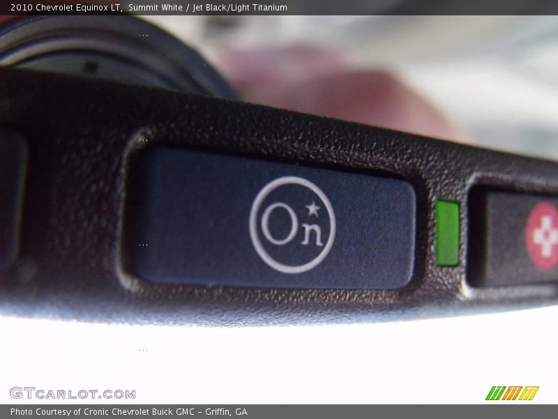 Summit White / Jet Black/Light Titanium 2010 Chevrolet Equinox LT