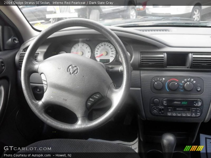 Inferno Red Pearlcoat / Dark Slate Gray 2004 Dodge Stratus SE Sedan