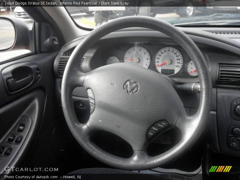 Inferno Red Pearlcoat / Dark Slate Gray 2004 Dodge Stratus SE Sedan