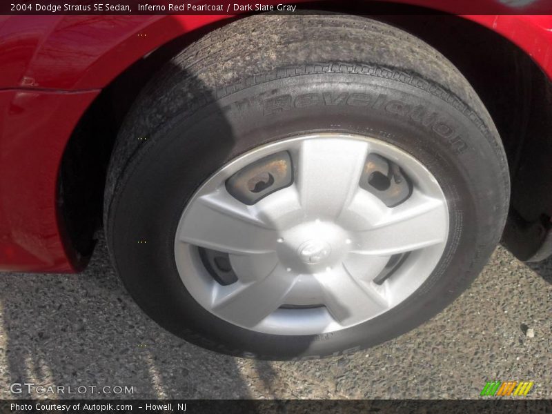 Inferno Red Pearlcoat / Dark Slate Gray 2004 Dodge Stratus SE Sedan
