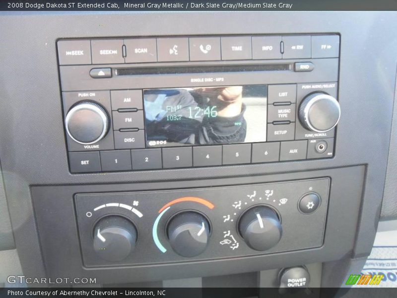 Mineral Gray Metallic / Dark Slate Gray/Medium Slate Gray 2008 Dodge Dakota ST Extended Cab