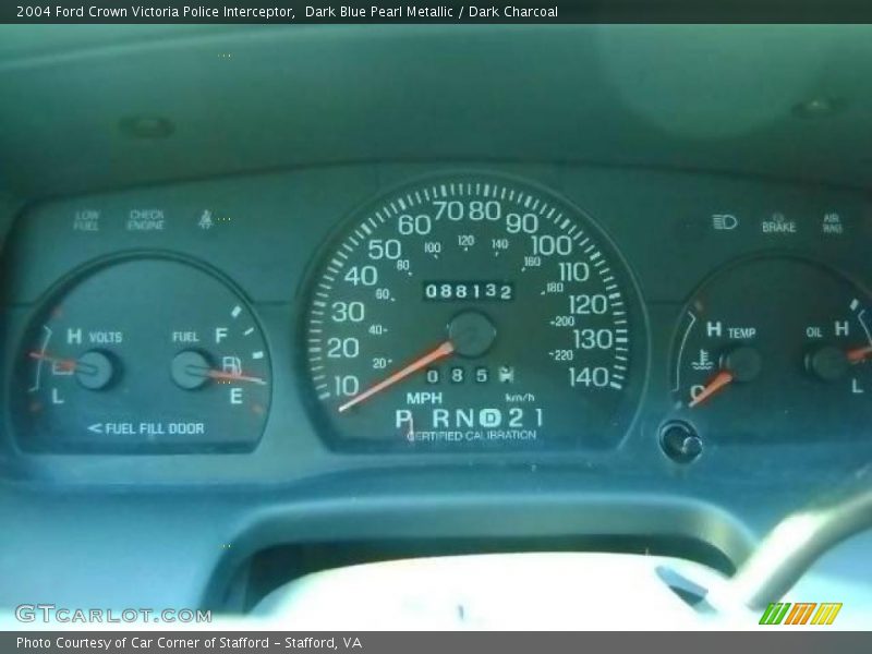 Dark Blue Pearl Metallic / Dark Charcoal 2004 Ford Crown Victoria Police Interceptor