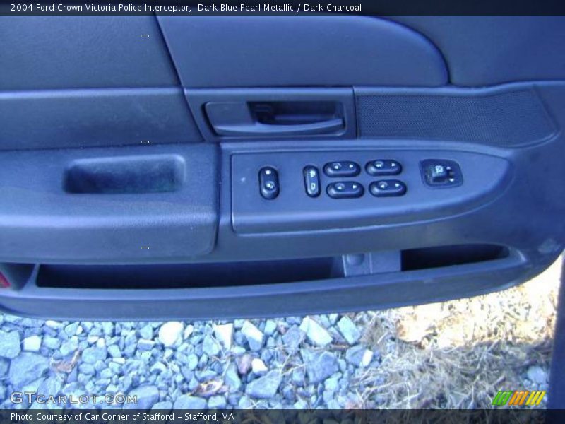 Dark Blue Pearl Metallic / Dark Charcoal 2004 Ford Crown Victoria Police Interceptor