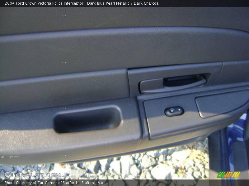 Dark Blue Pearl Metallic / Dark Charcoal 2004 Ford Crown Victoria Police Interceptor