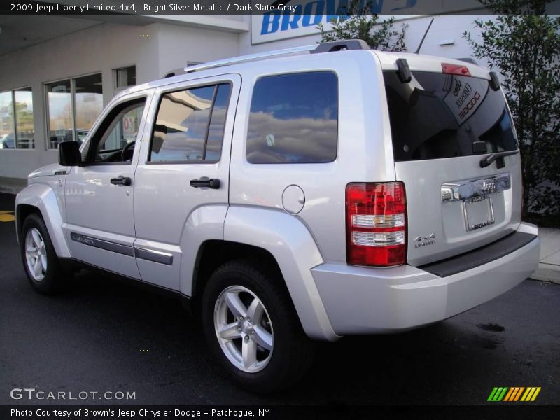 Bright Silver Metallic / Dark Slate Gray 2009 Jeep Liberty Limited 4x4