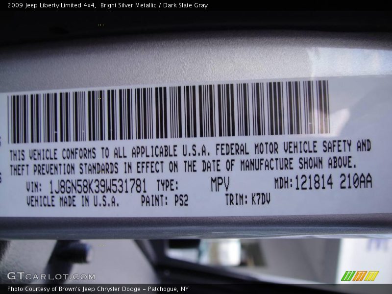 Bright Silver Metallic / Dark Slate Gray 2009 Jeep Liberty Limited 4x4
