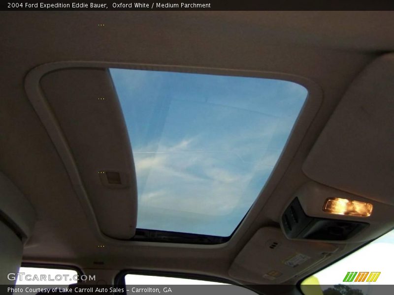 Oxford White / Medium Parchment 2004 Ford Expedition Eddie Bauer