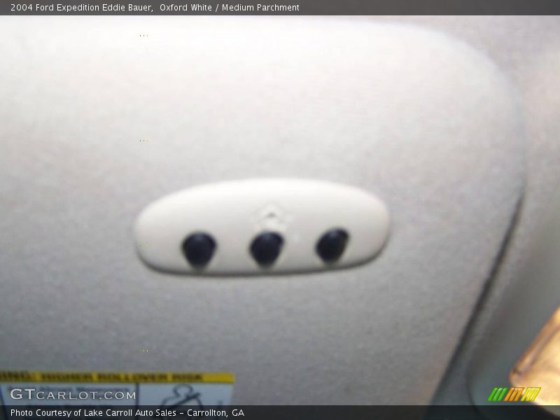 Oxford White / Medium Parchment 2004 Ford Expedition Eddie Bauer