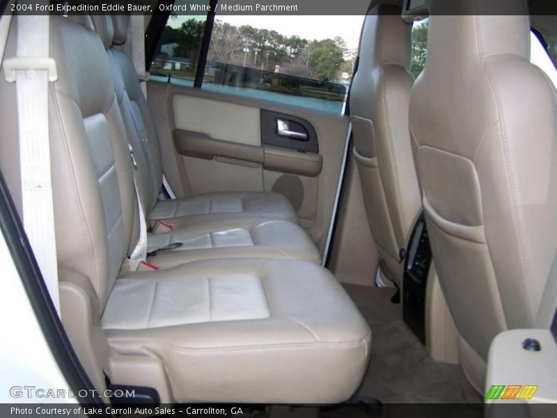 Oxford White / Medium Parchment 2004 Ford Expedition Eddie Bauer