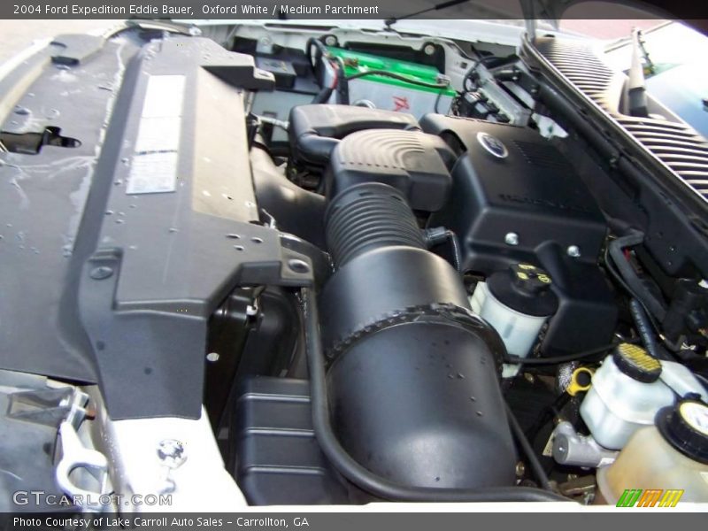 Oxford White / Medium Parchment 2004 Ford Expedition Eddie Bauer