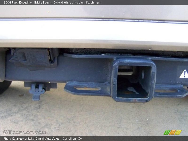 Oxford White / Medium Parchment 2004 Ford Expedition Eddie Bauer