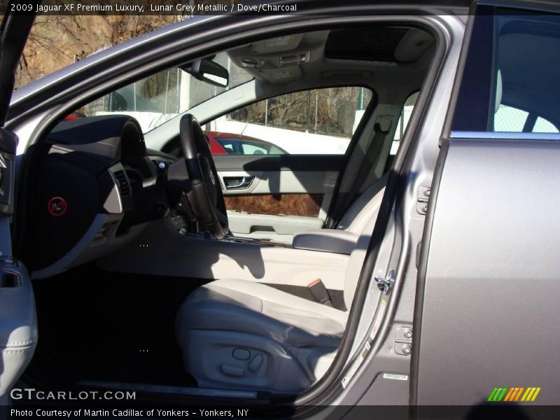 Lunar Grey Metallic / Dove/Charcoal 2009 Jaguar XF Premium Luxury