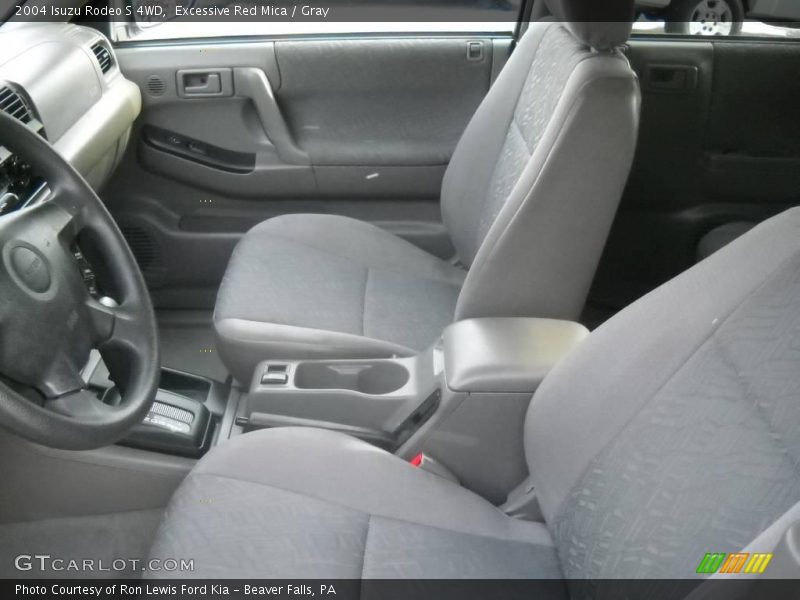 Excessive Red Mica / Gray 2004 Isuzu Rodeo S 4WD