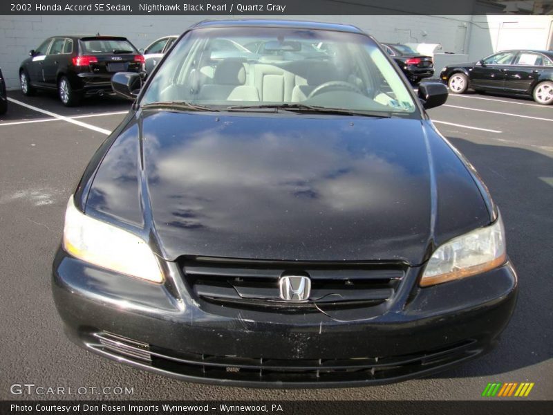 Nighthawk Black Pearl / Quartz Gray 2002 Honda Accord SE Sedan