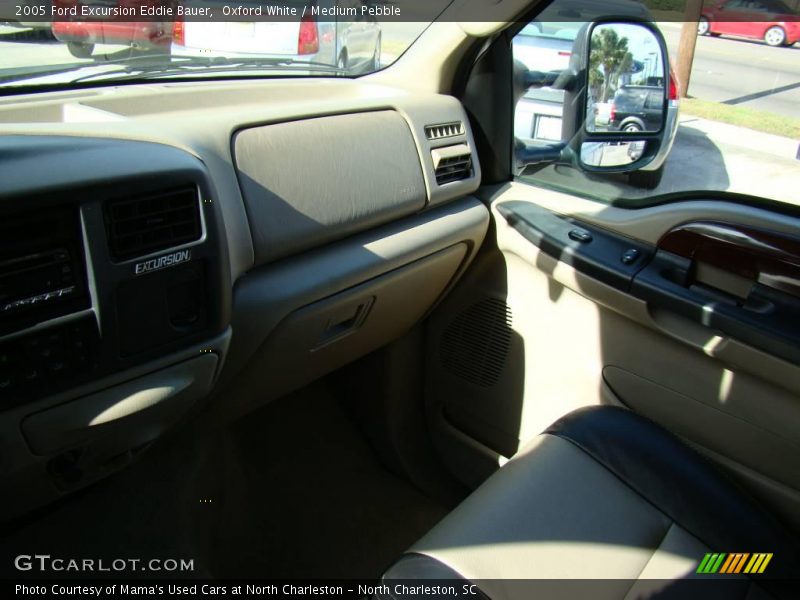 Oxford White / Medium Pebble 2005 Ford Excursion Eddie Bauer