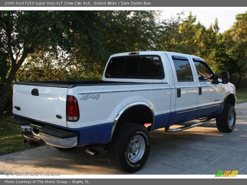 Oxford White / Dark Denim Blue 2000 Ford F250 Super Duty XLT Crew Cab 4x4