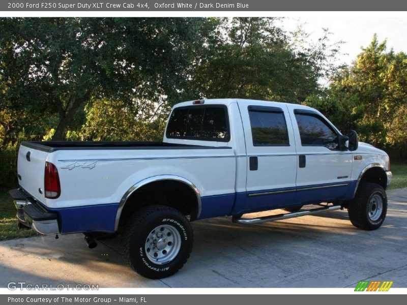 Oxford White / Dark Denim Blue 2000 Ford F250 Super Duty XLT Crew Cab 4x4