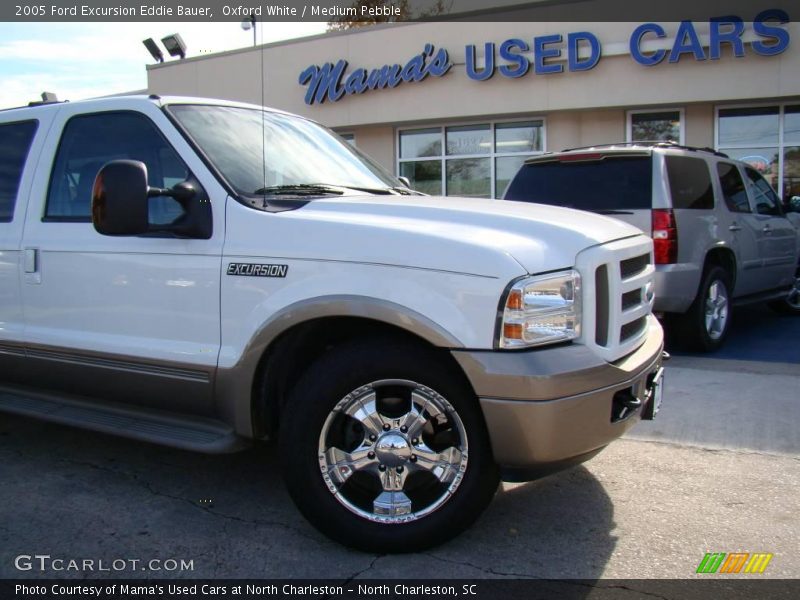 Oxford White / Medium Pebble 2005 Ford Excursion Eddie Bauer